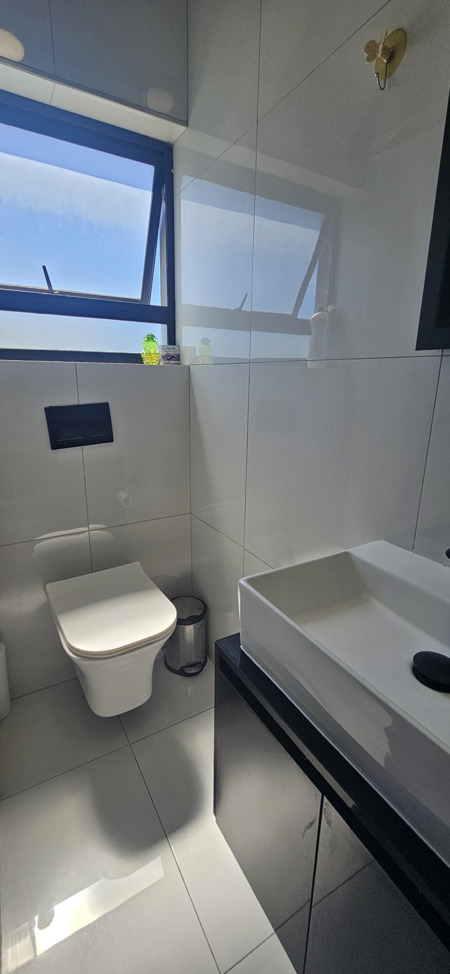 2 Bedroom Property for Sale in Table View Western Cape